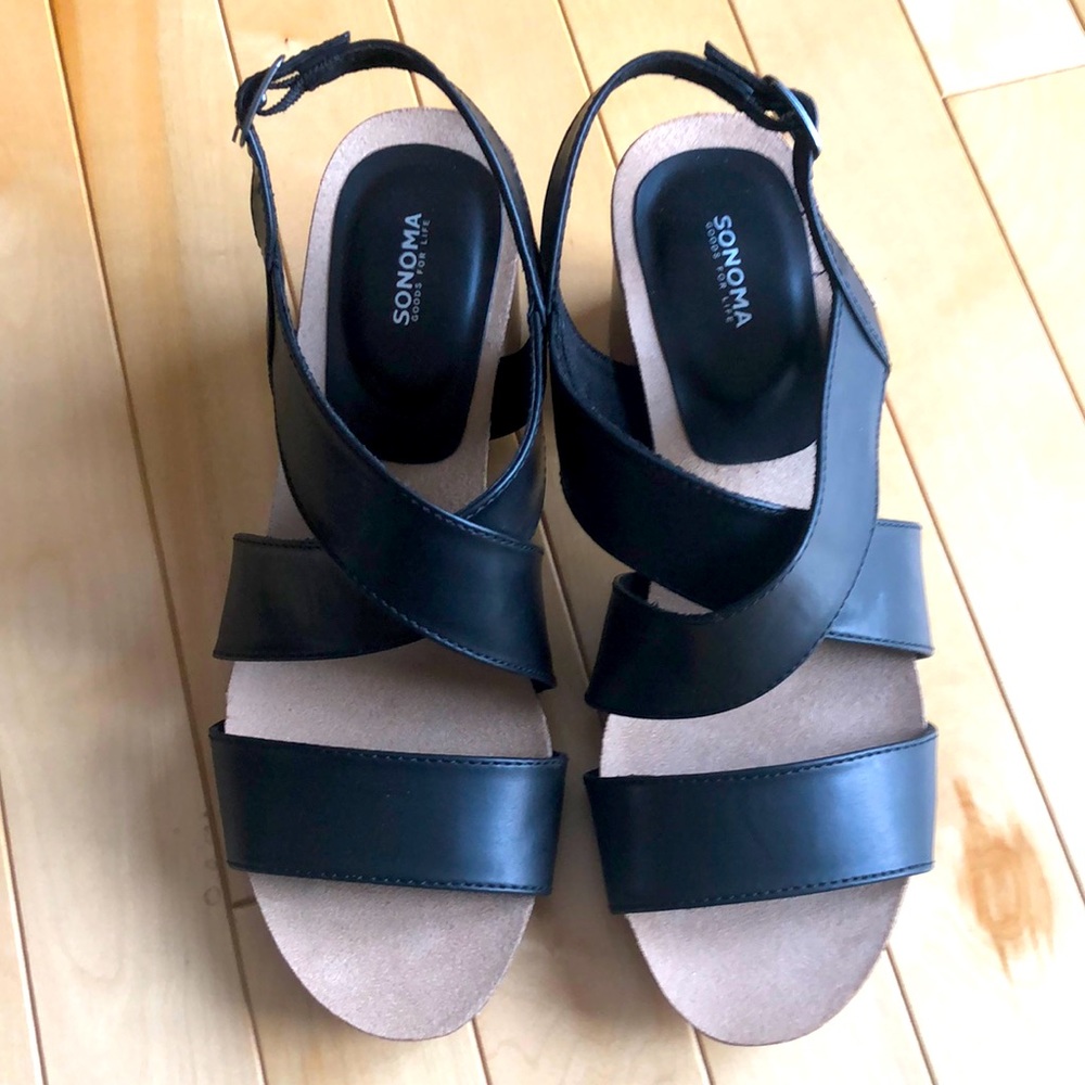 Black sandals